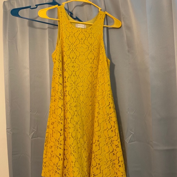 Yellow Altar’d State Dress - Picture 2 of 2